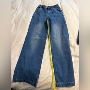 Women’s wide leg Blue Jeans